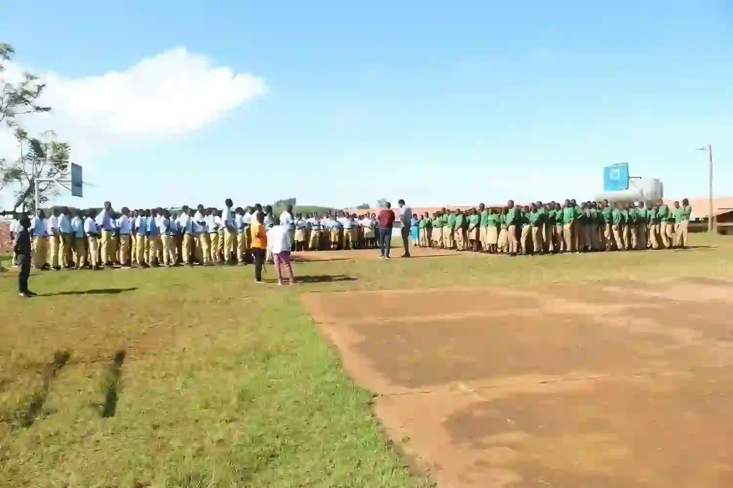 Umuyobozi w&rsquo; ikigo cya giheke tss yateguye inama y&rsquo; abanyeshuri abaganiza.